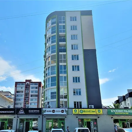 Світло Цілодобово Сучасні Апартаменти Біля Парку Топільче Ternopil Exterior foto