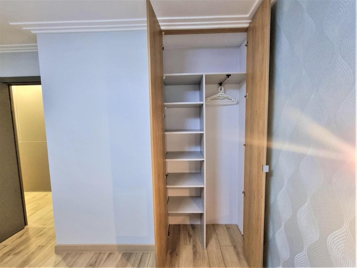 світло цілодобово сучасні біля парку топільче Apartment *