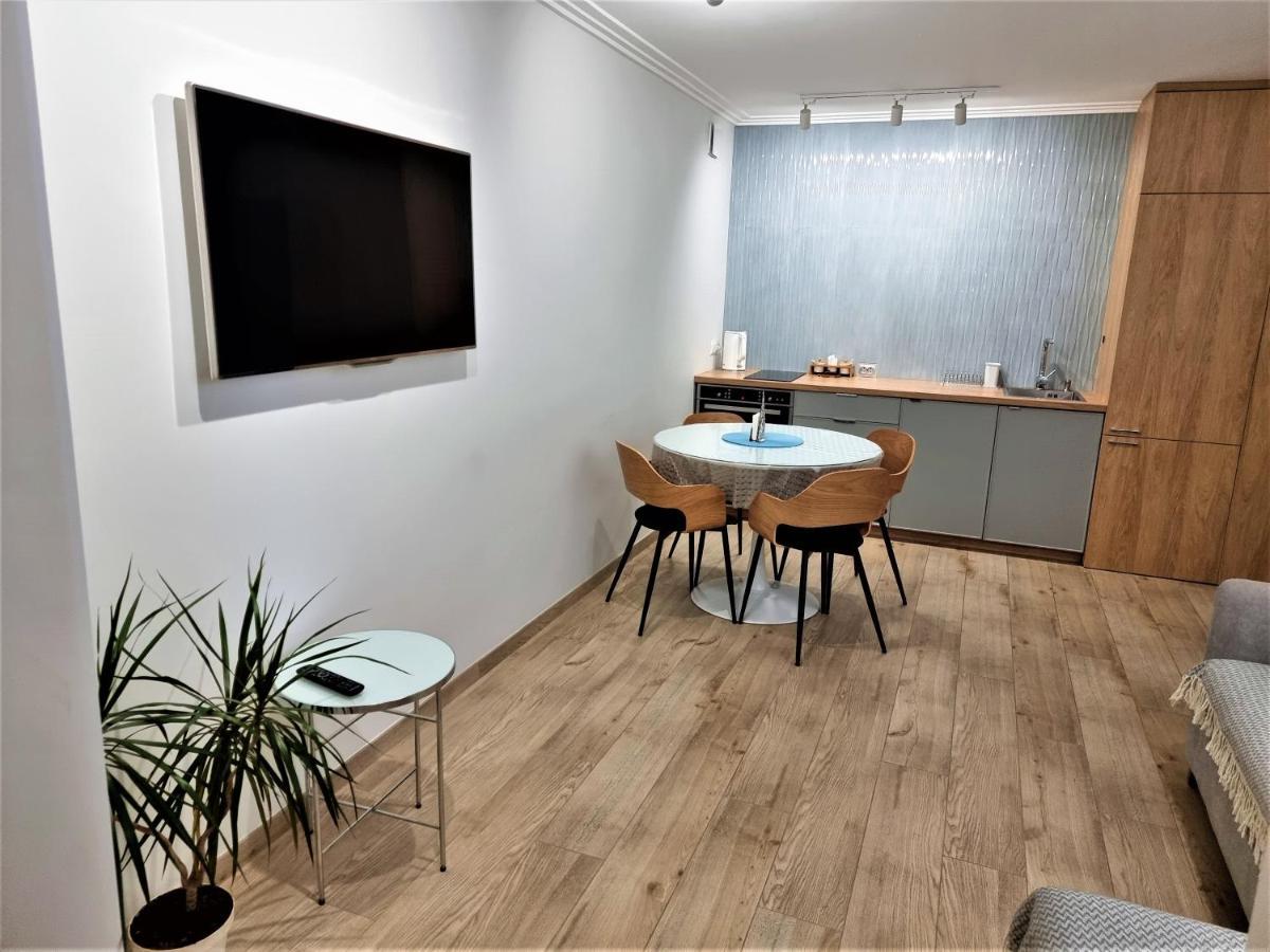 Apartment світло цілодобово сучасні біля парку топільче *